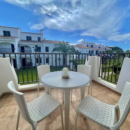 Oasis Cala'n Porter Con Piscinas Y Junto La Playa. *