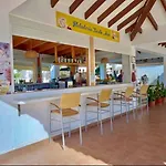 Oasis Cala'n Porter Con Piscinas Y Junto La Playa. Appartamento *