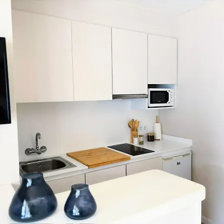 Oasis Calan Porter Con Piscinas Y Junto La Playa *