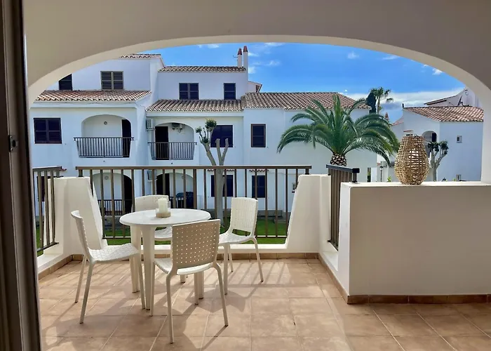 Apartman Oasis Cala'n Porter Con Piscinas Y Junto La Playa.