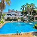 아파트 Oasis Cala'n Porter Con Piscinas Y Junto La Playa. *